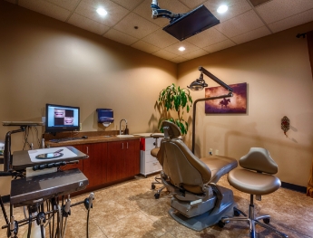 dental exam room 